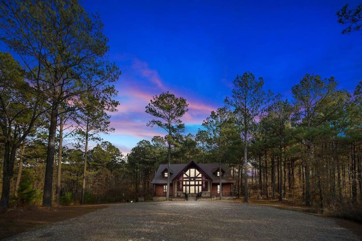 Iron Horse Lodge Sleeps 18, Games, Fire Pit, Hot Tub, Ev, More Broken Bow Extérieur photo