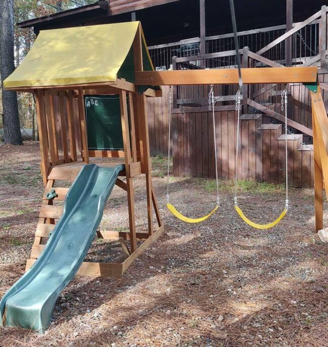 Iron Horse Lodge Sleeps 18, Games, Fire Pit, Hot Tub, Ev, More Broken Bow Extérieur photo